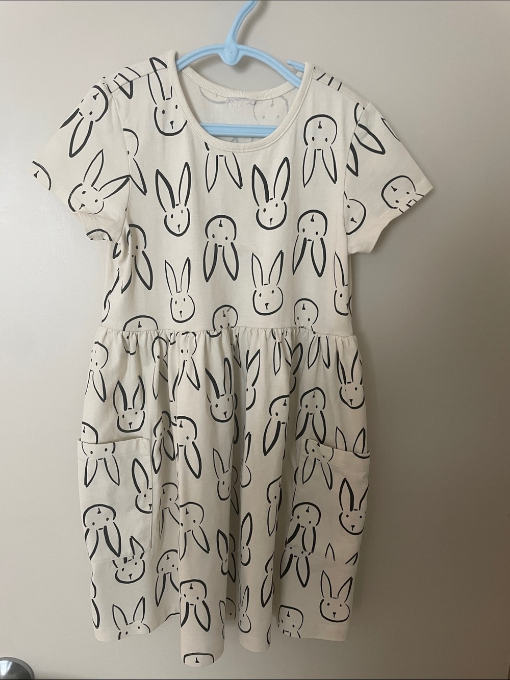 Hanna Andersson Cream Dress with Black Bunny Print sz 6